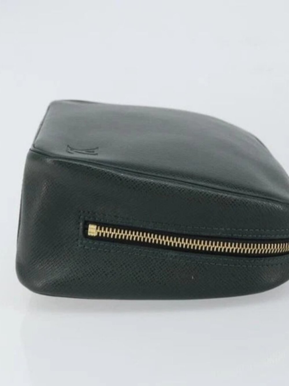 LOUIS VUITTON Taiga Trousse Toilette GM Clutch Bag Epicea M30214 LV Auth 166571 - Picture 4 of 16